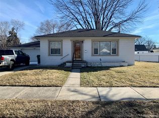 22474 David Ave S, Eastpointe, MI 48021