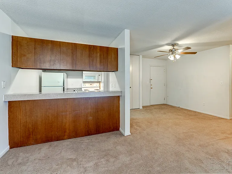 Classic Open Bar One Bedroom