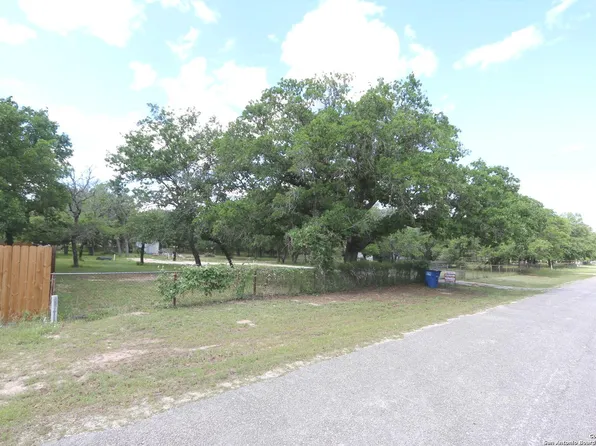 315 HICKORY HILL DR LOT 13, La Vernia, TX 78121