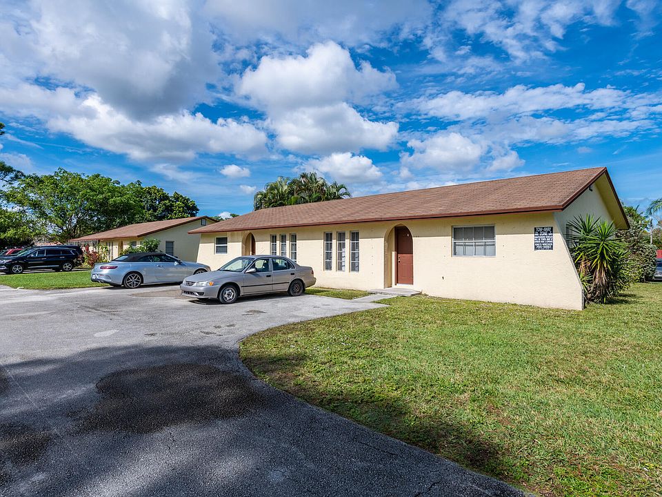 1st image of 2181 Laura Ln