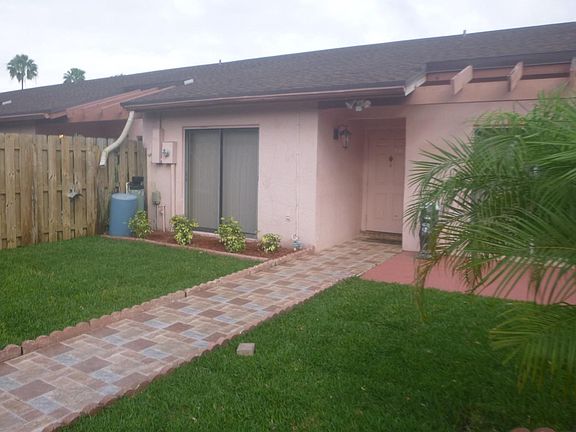 2nd image of 931 NW 52nd St
