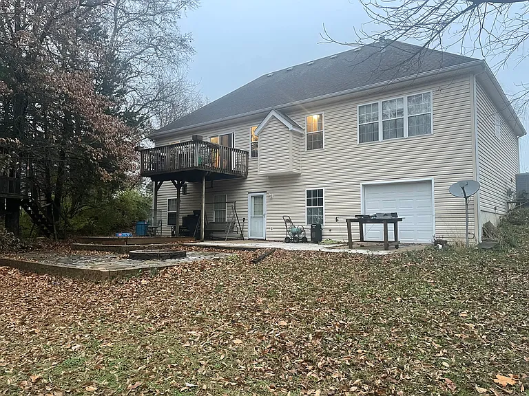 900 W Obermiller Rd — Photo 5