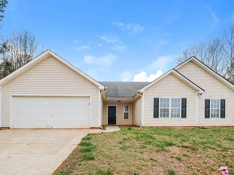 458 Old Tree Dr — Photo 1