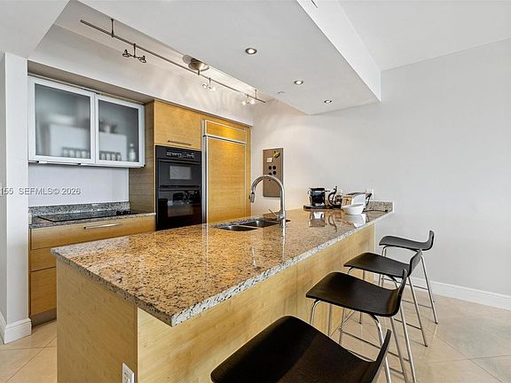 4th image of 1830 S Ocean Dr APT 2703