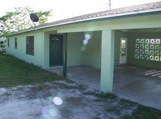 19010 Willis V McCall Rd, Umatilla, FL 32784