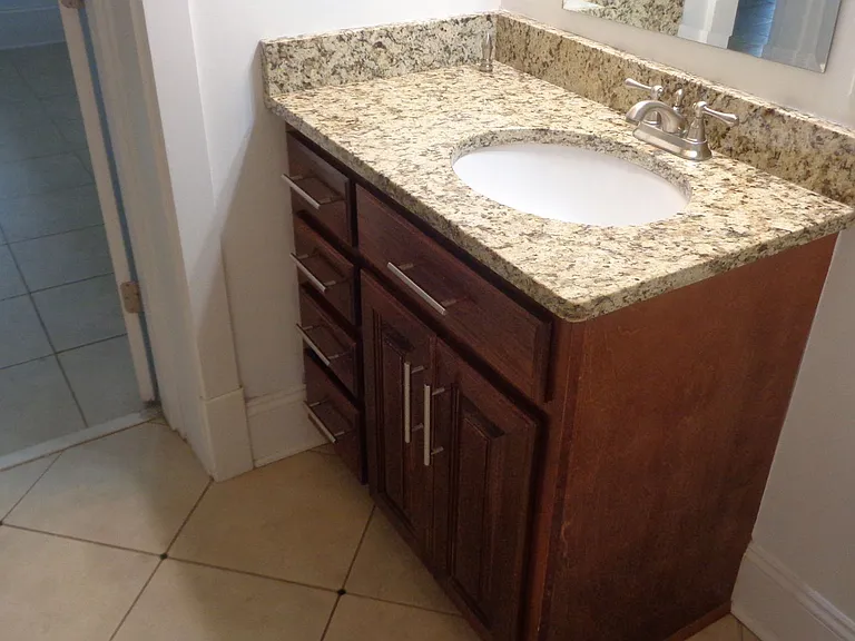 701 McDonald Ave — Photo 23