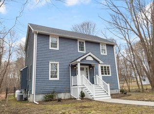 32 Summer St, Topsfield, MA 01983