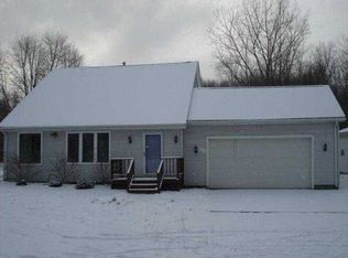 821 N Five Lakes Rd, Lapeer, MI 48412