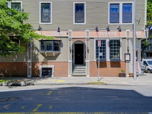 233 Cardinal Medeiros Ave #2, Cambridge, MA 02141
