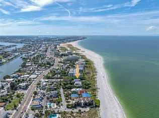 12418 1st St W, Treasure Island, FL 33706