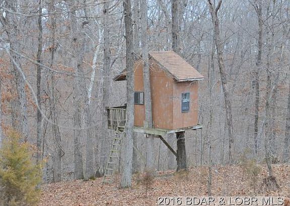 4th image of 39 Brentwood Dr