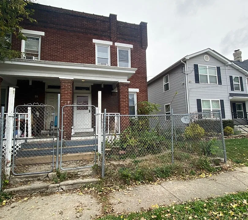26-28 E Woodrow Ave