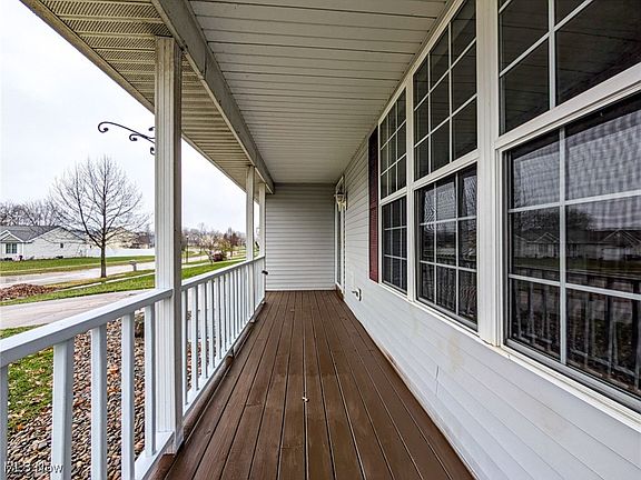 4th image of 1079 Brittingham Dr