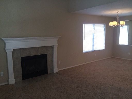 3rd image of 1105 Sandy Creek Dr