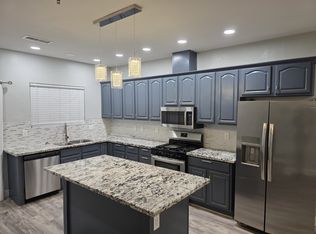 5521 Enrico Blvd APT A, Sacramento, CA 95820