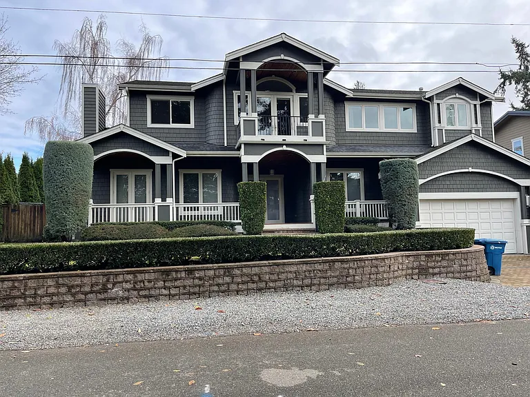 2428 62nd Ave SE — Photo 1