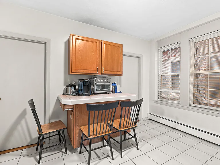 178 Salem St #1 — Photo 5