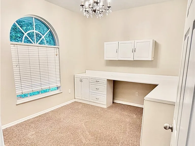 1466 Argyle Dr — Photo 25