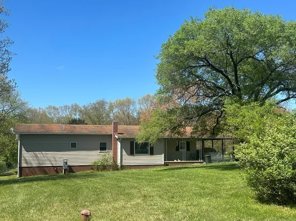 2308 Orchard Rd, Ballard, WV 24918