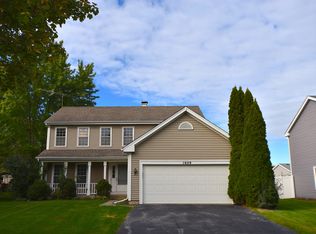 1029 Longford Rd, Bartlett, IL 60103