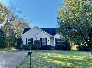 2929 Stapleton Dr, Spring Hill, TN 37174