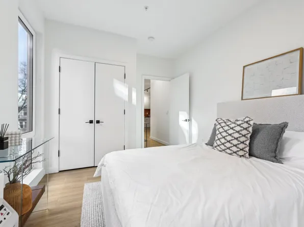 328 Pacific Avenue image 44 of 85