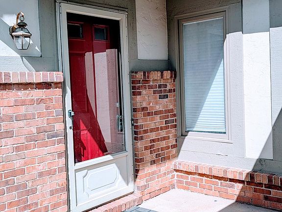 4th image of 42353 Saratoga Cir