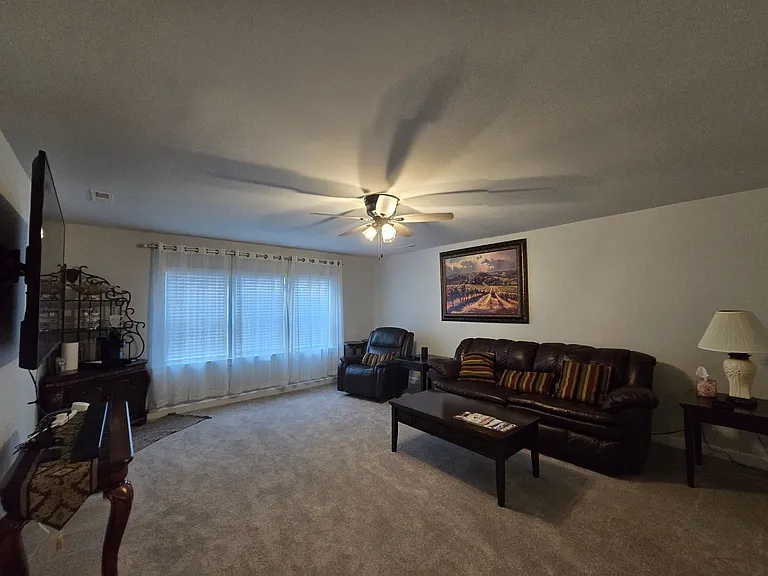 74 Hawk Ridge Dr — Photo 24