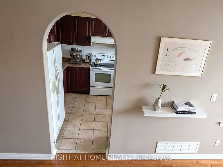 48 Cartmel Dr #UPPER ROOM — Photo 6