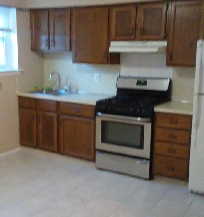 1st image of 1618 Bayview Ave #1
