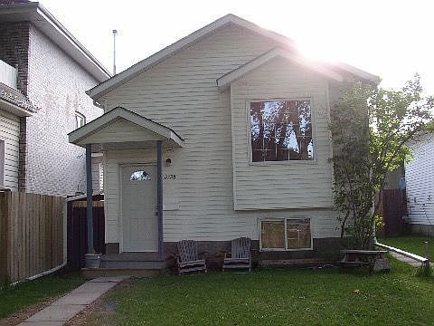2nd image of 11732 95a St NW