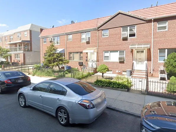 31-36 48th Street, Astoria, NY 11103