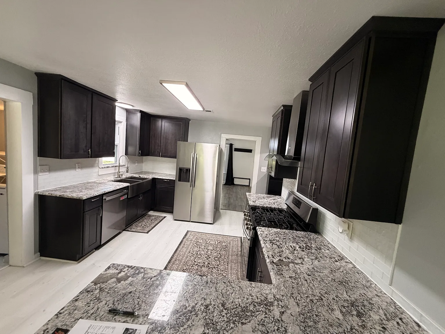 3 bed, 1272 sqft, $1,600 — Photo 4