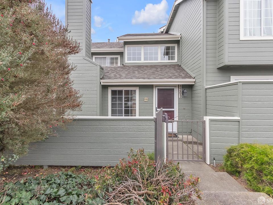 1st image of 1203 Cameron Ln
