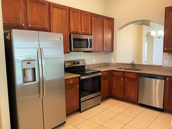 4th image of 3090 Twinleaf Ave