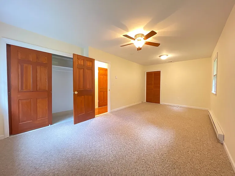 10 Fairview Dr — Photo 5