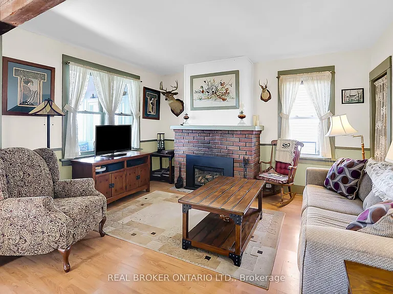 11611 Beach Rd W — Photo 10
