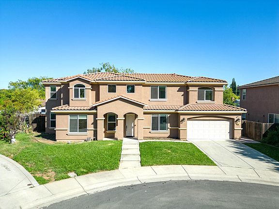 3rd image of 40 Zorba Ct