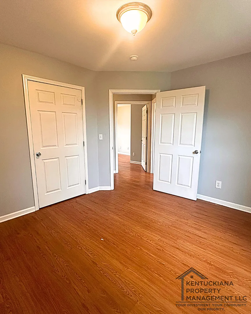 Chilewich Apartments — Photo 4