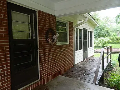 731 Gay Dr — Photo 5
