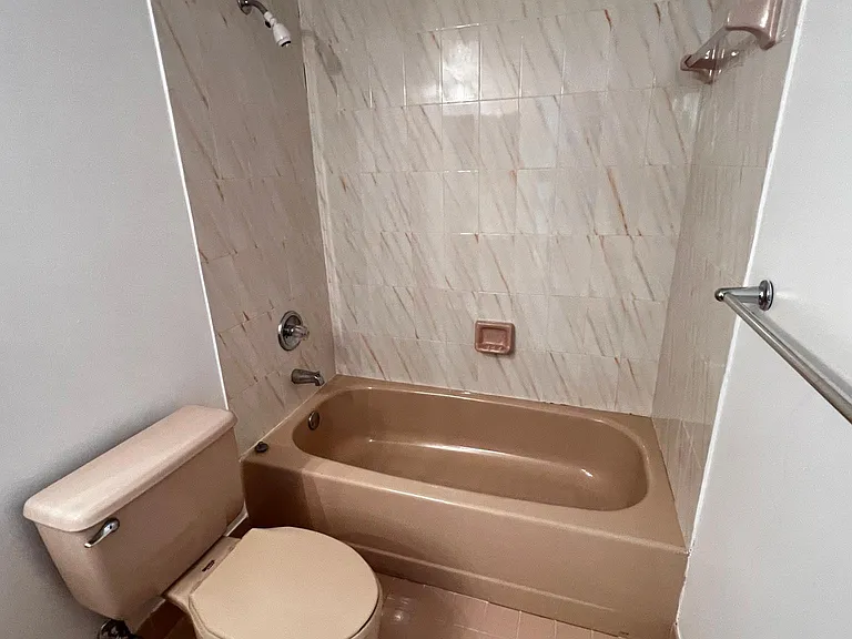 730 Coral Way #101 — Photo 10