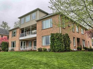 511 Bridgeview Dr, Lemoyne, PA