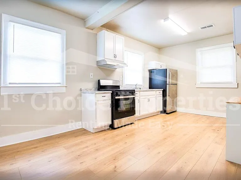 501 5th St SW — Photo 5