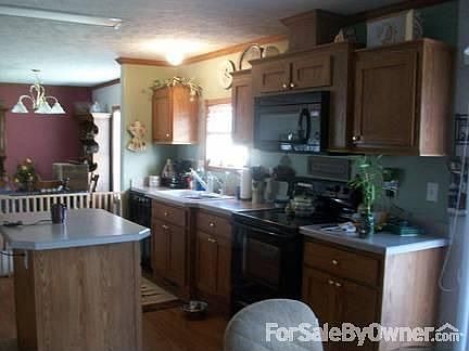 kitchen
						:
						new dishwasher new microwave aaa7 new stove