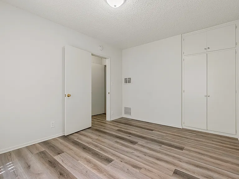 4839 W Slauson Ave — Photo 15