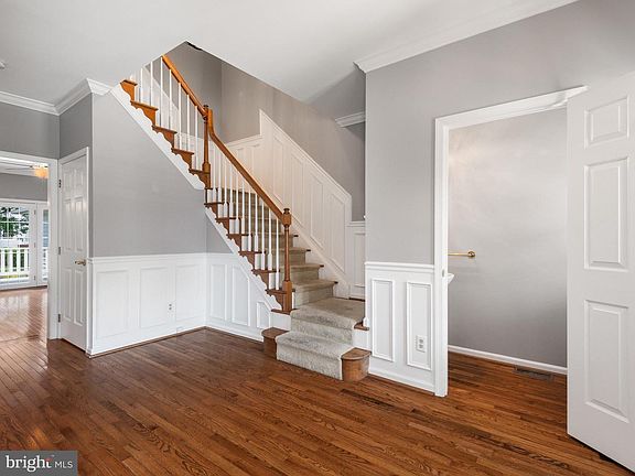4th image of 594 Cricket Ln #594
