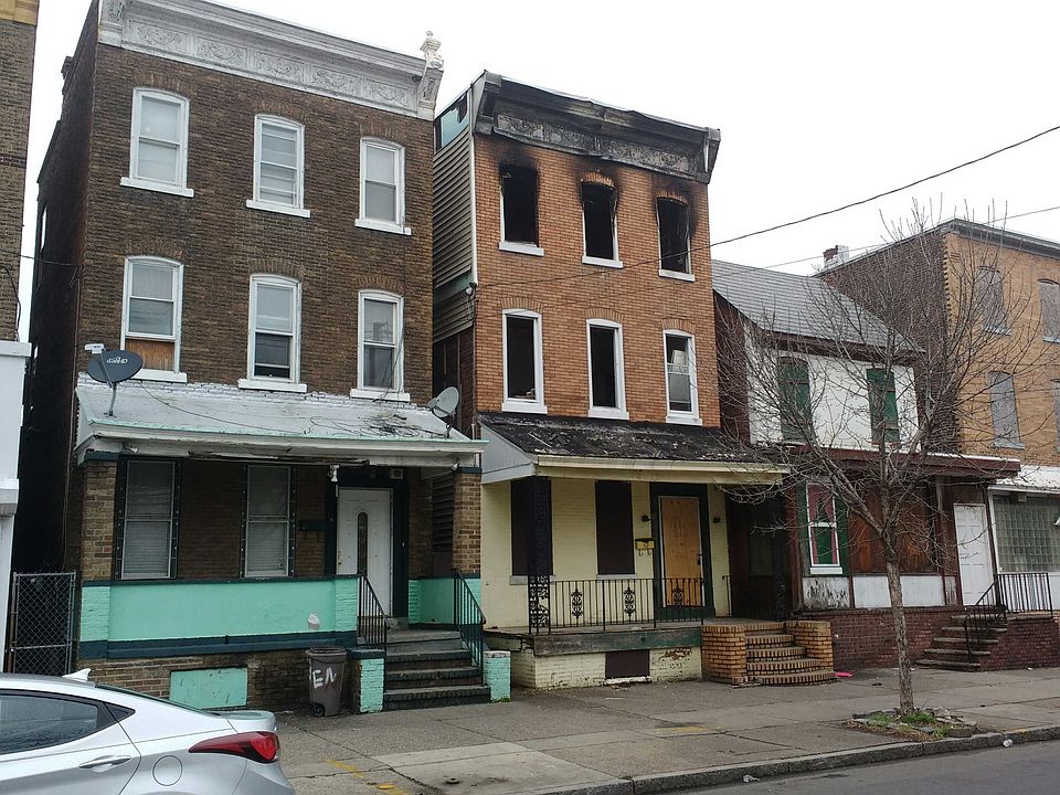 2nd image of 1158 E State St