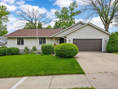 1042 Arthur Dr NW, Cedar Rapids, IA, 52405