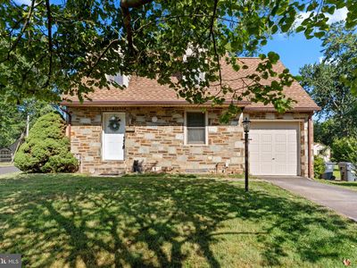 902 E Prospect Ave, North Wales, PA, 19454