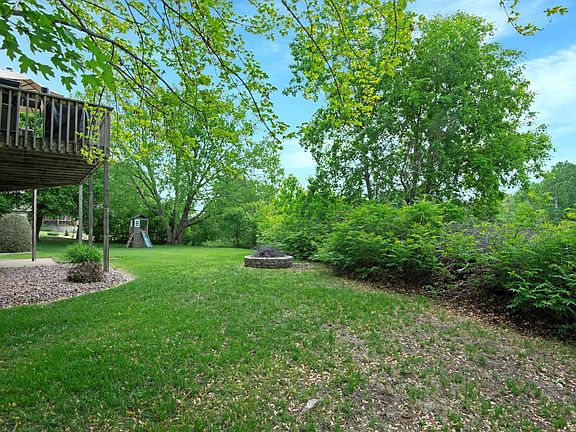 5th image of 2806 Jasmine Ct